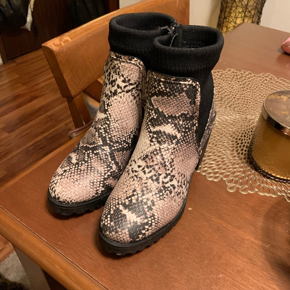 Women’s “snakeskin” boots